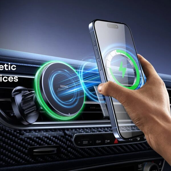 Магнитное автомобильное крепление-зарядка REMAX RM-C01 Magsafe 15W с беспроводной зарядкой — изображение 4